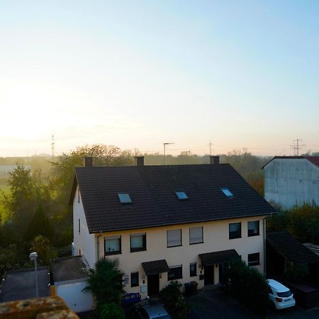 Grosse Ferienwohnung, Apartment In Leimen Wehome Komfort Exterior photo
